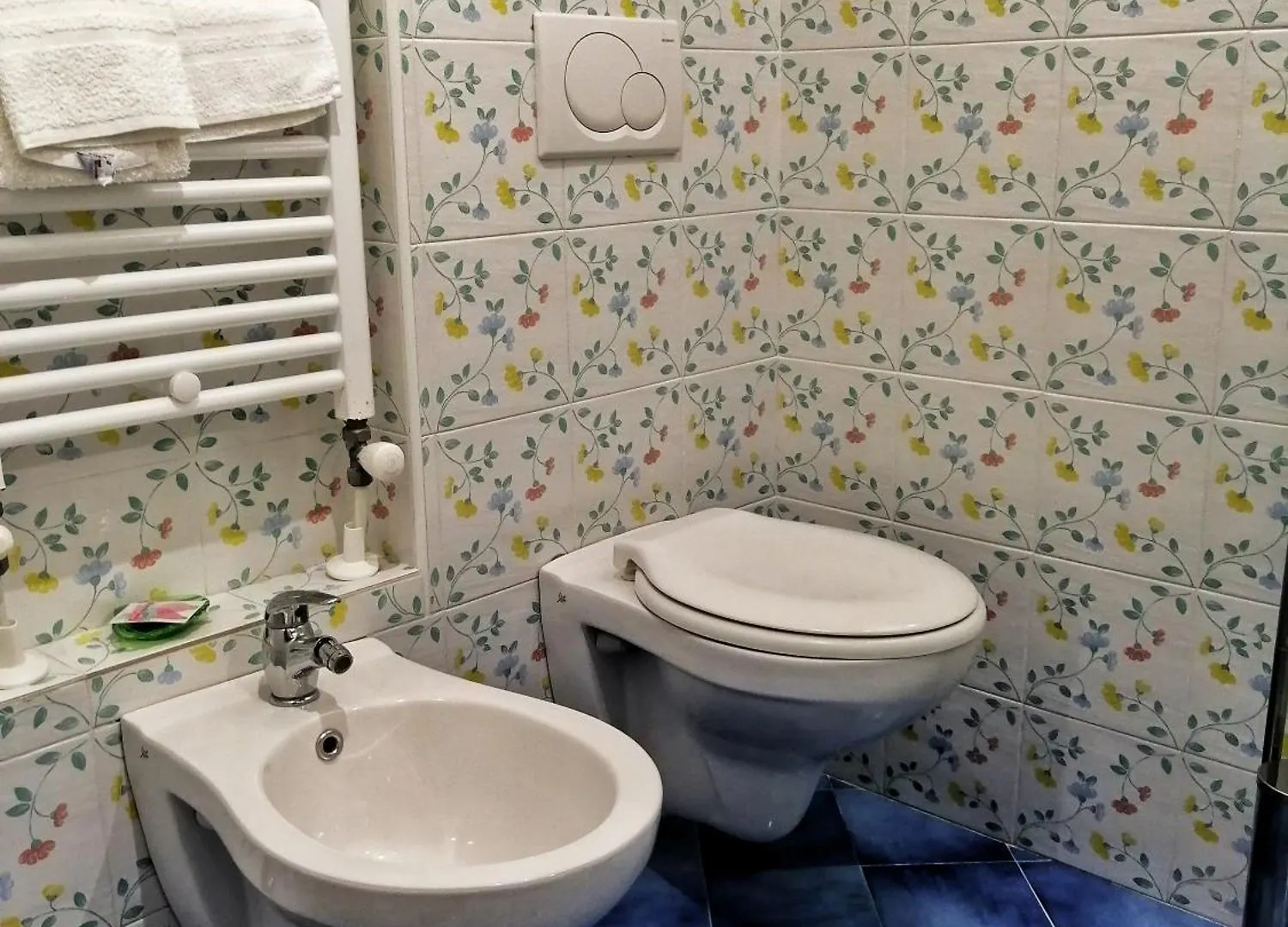 诺利Casa Dei Mombri住宿加早餐旅馆 0*, 诺利