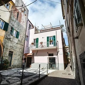 Apartment La Zuacca, Luminoso Con Terrazzo, Noli